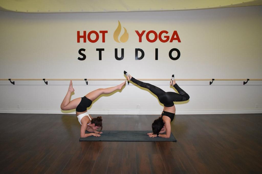  Hot Yoga Studio