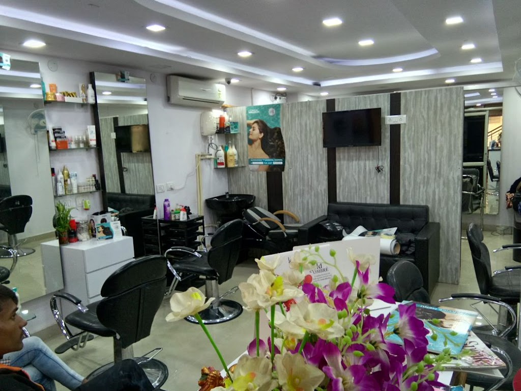 Magmoon Unisex Salon