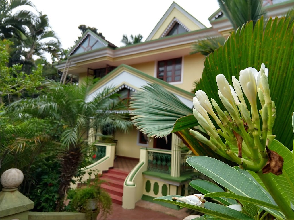 Palm Grove Cottages Leisure Resort