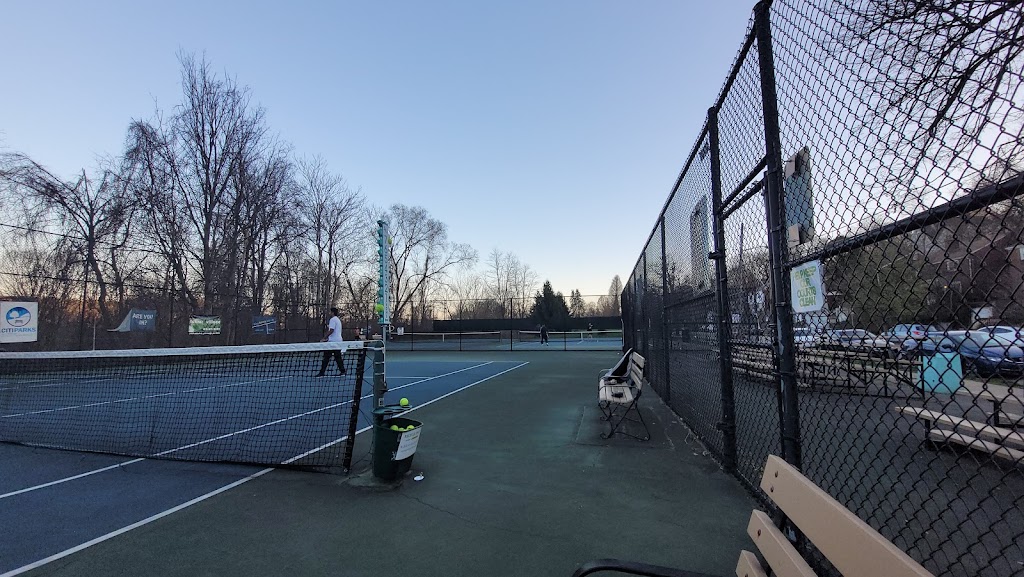 Highland Tennis Park