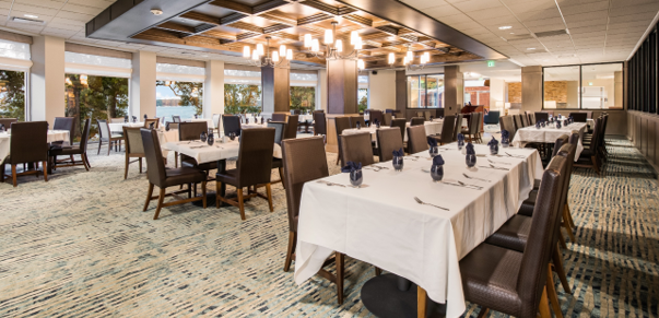  Oakwood Restaurant and Bar