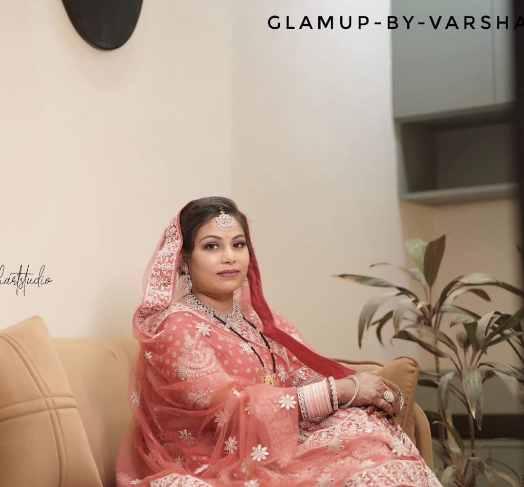 Glam Beauty Parlour Rakhi