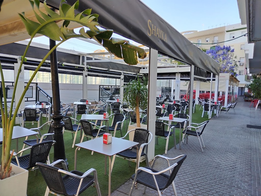 Shayka Cafe — Ambiente