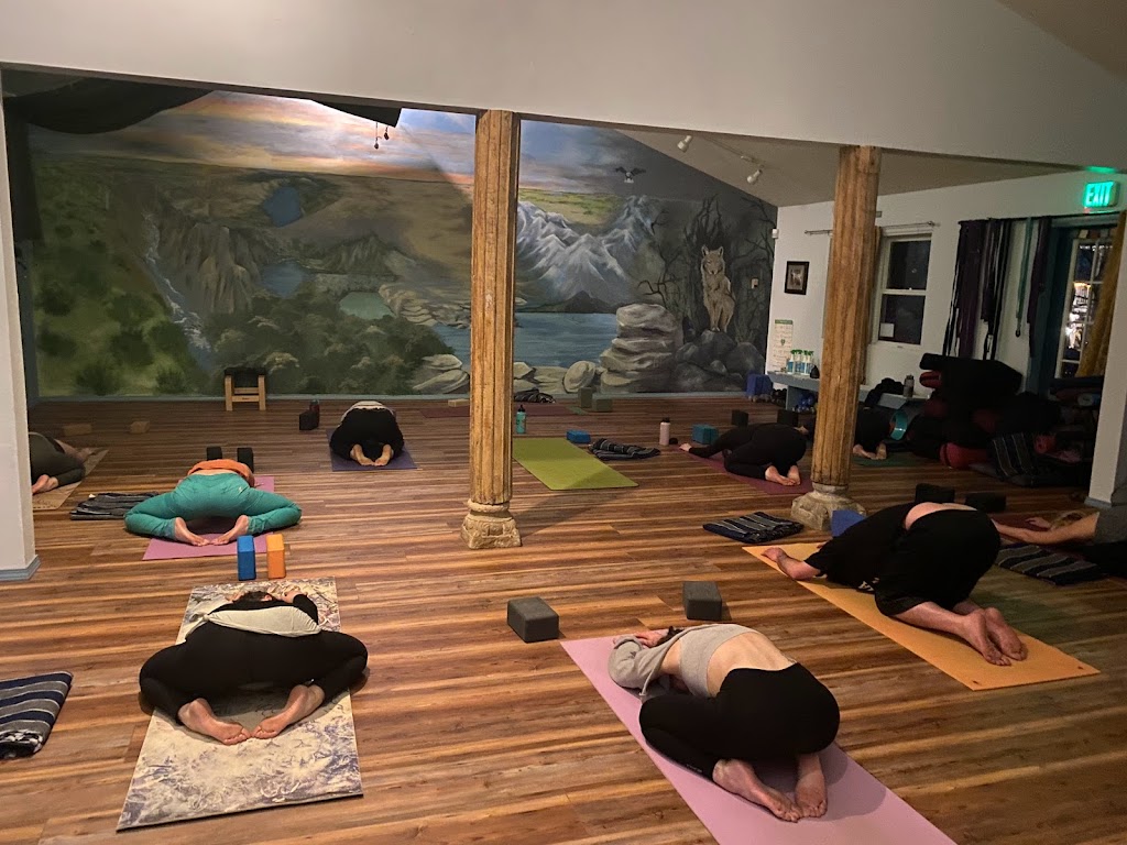  Joy Yoga