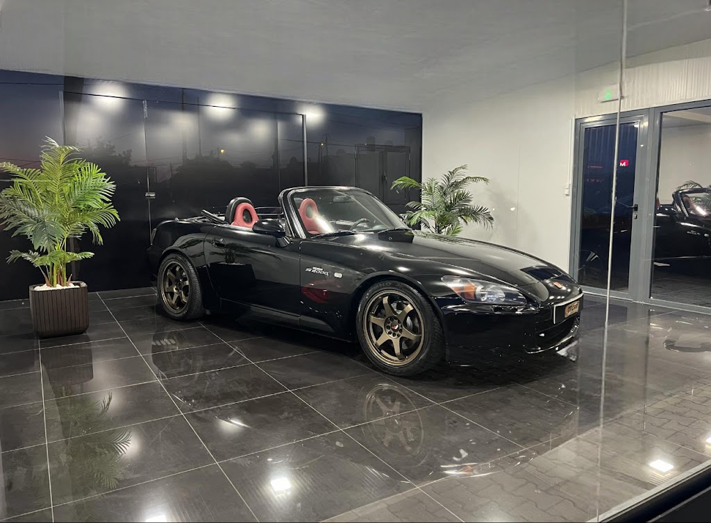 Stand de Automóveis em Charneca-Da-Caparica