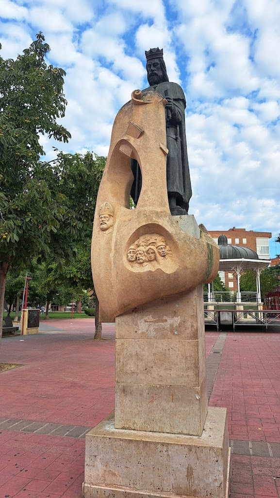 Monumento del IX Centenario del Fuero de Miranda