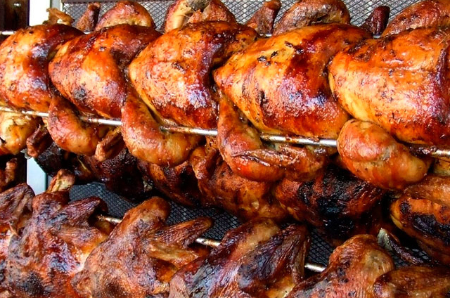 Don Pollo Bejar — Comida y bebida
