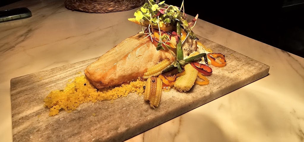 Zalamera Bistro — Comida y bebida
