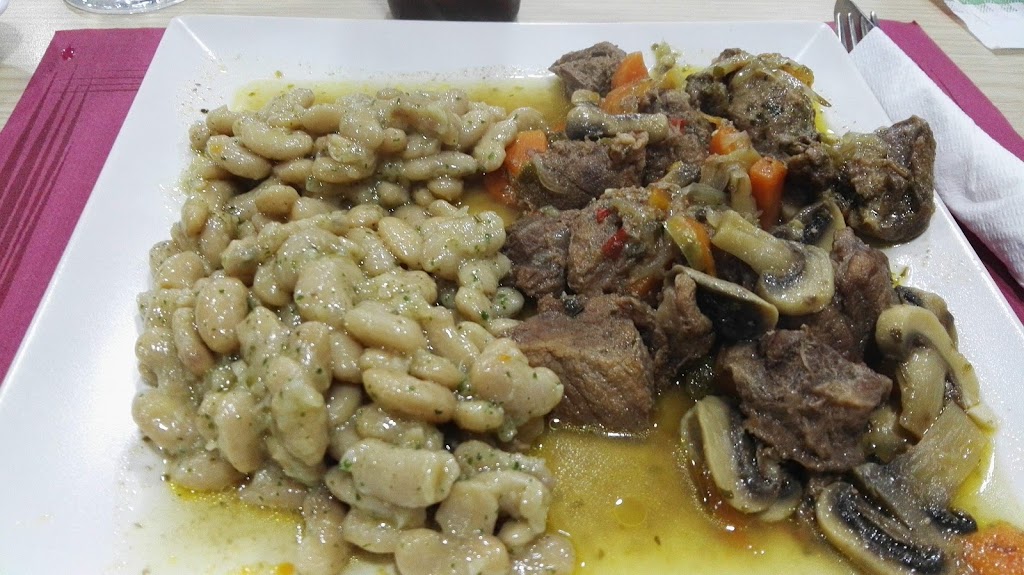Pare Cochero — Comida y bebida