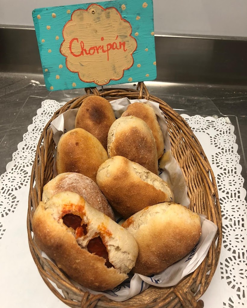 Panaderia El Carmen — Comida y bebida
