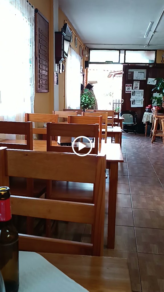 Bodegon Guachinche Suso — Ambiente