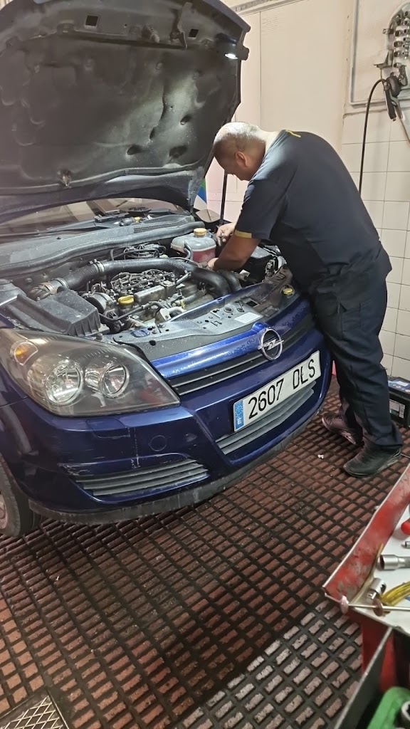 Master Auto — Taller