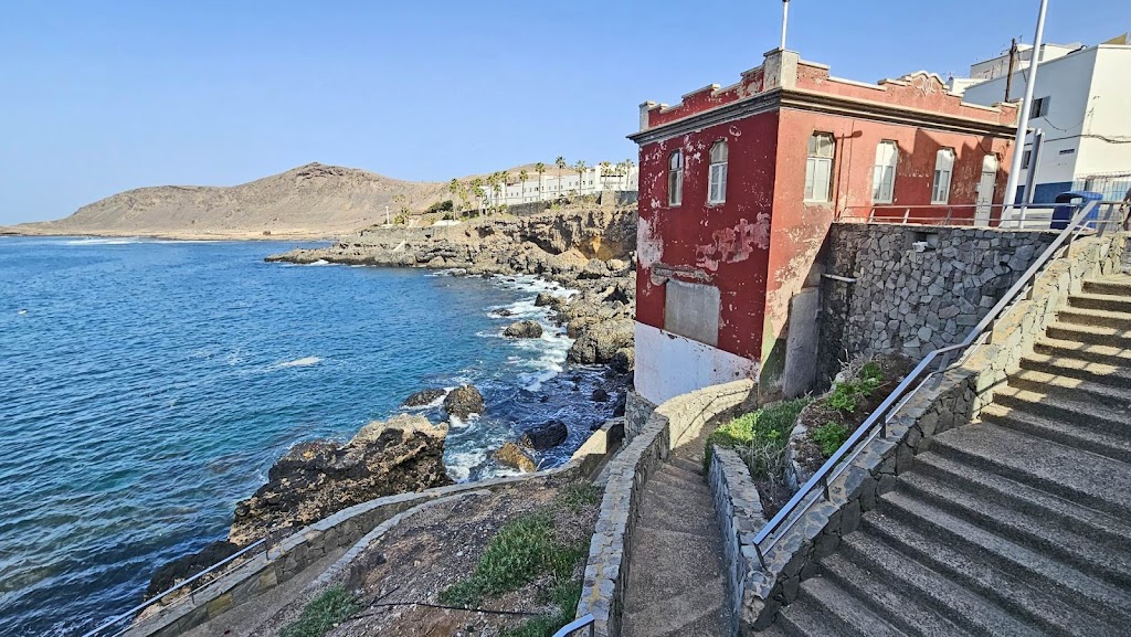 Estacion de bombeo de agua salada