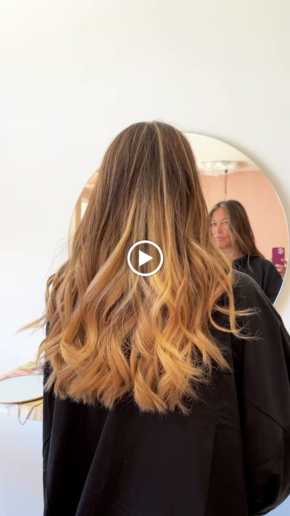 Art Salon peluqueria y maquillaje — Videos