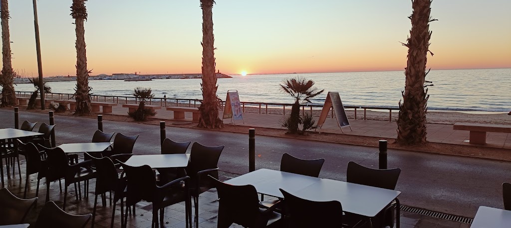 Natalia's Bar — Ambiente