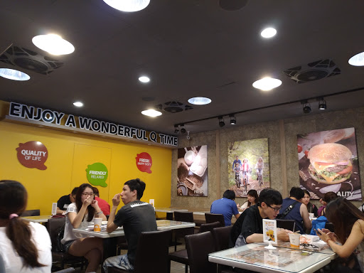 Q Burger 五股成泰店 的照片