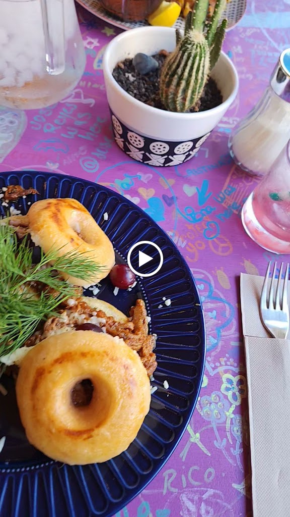 Oklahoma,brunch and dinner — Videos