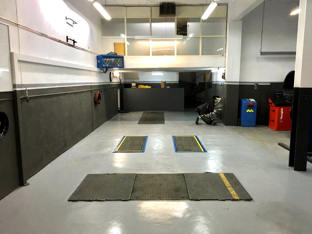 EDVANNI 36 RYP VEHICULOS S.L. — Interior