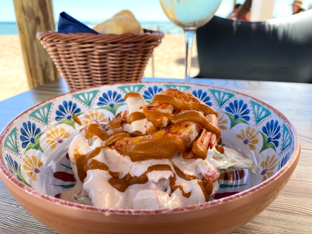 Chiringuito La Concha Beach — Comida y bebida