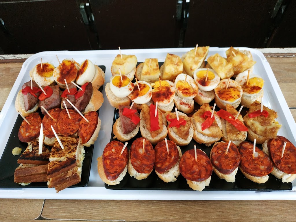 Cafe Bar Ramba — Comida y bebida