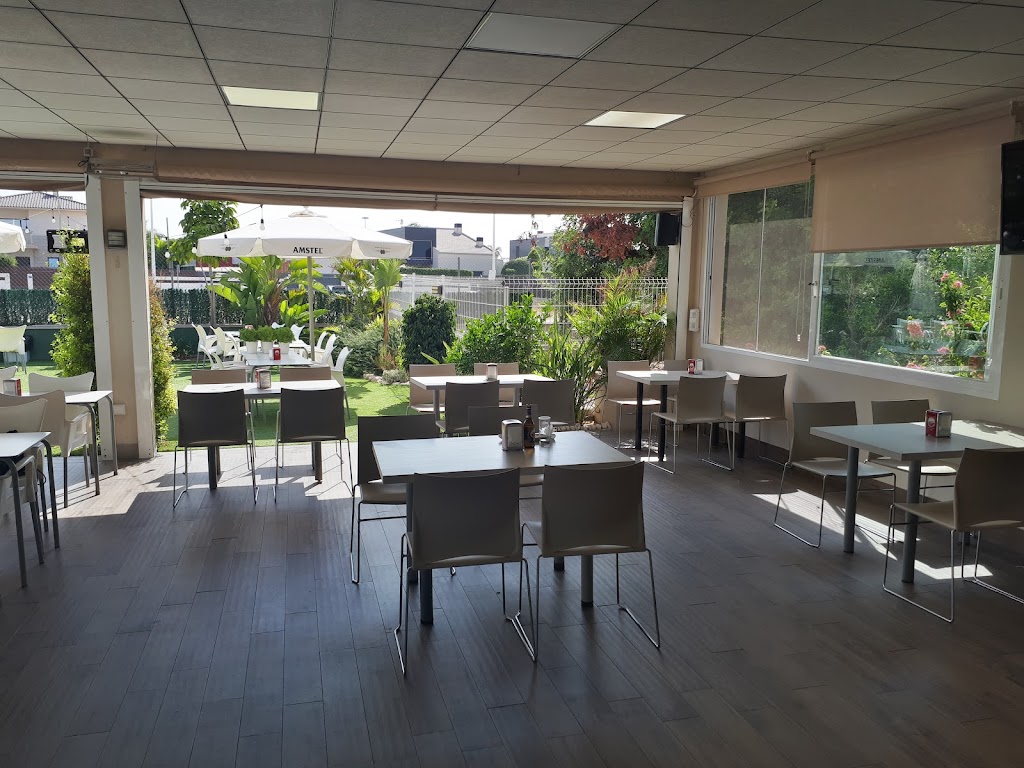 Restaurante El Garrofer de la pena