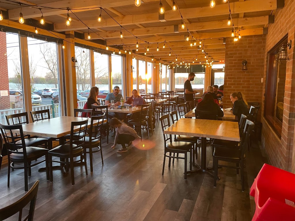 Folklore - Brasserie Ludique in Boucherville