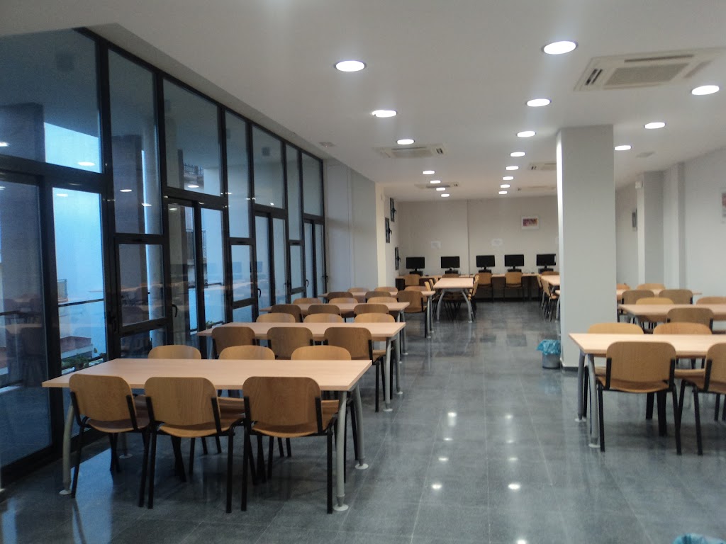 Biblioteca Municipal Miguel de Cervantes