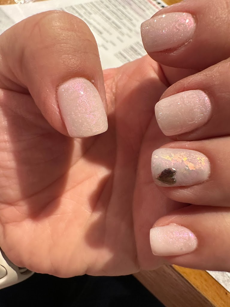 ICM, Nail artist and beauty