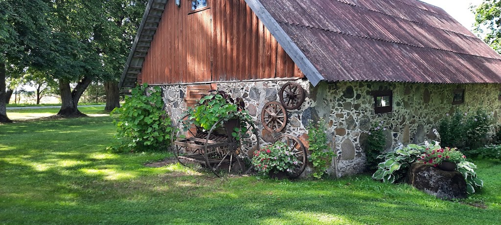 Parna Holiday Village