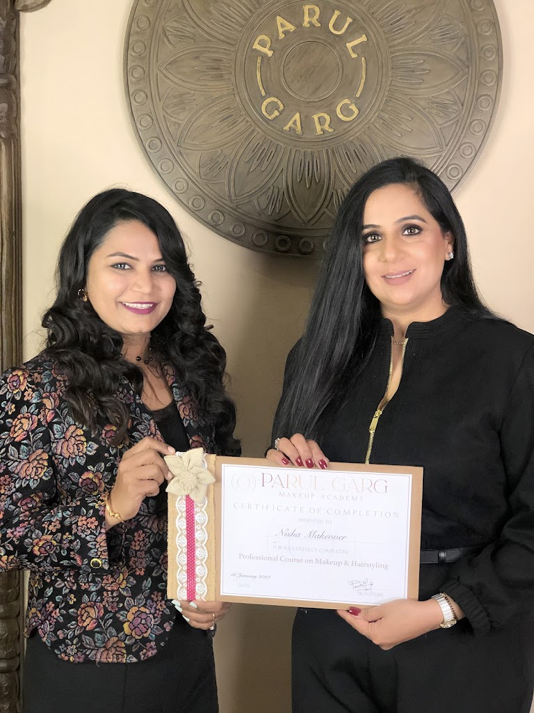 Shimmer Shine Beauty Salon Academy