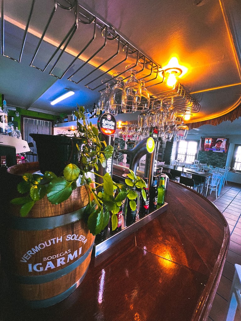Cafe Bar Rivendell — Del propietario