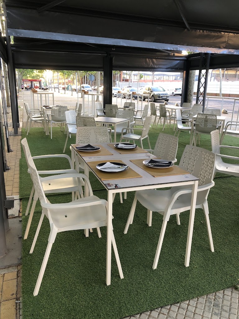 Ambrosia Restobar — Ambiente
