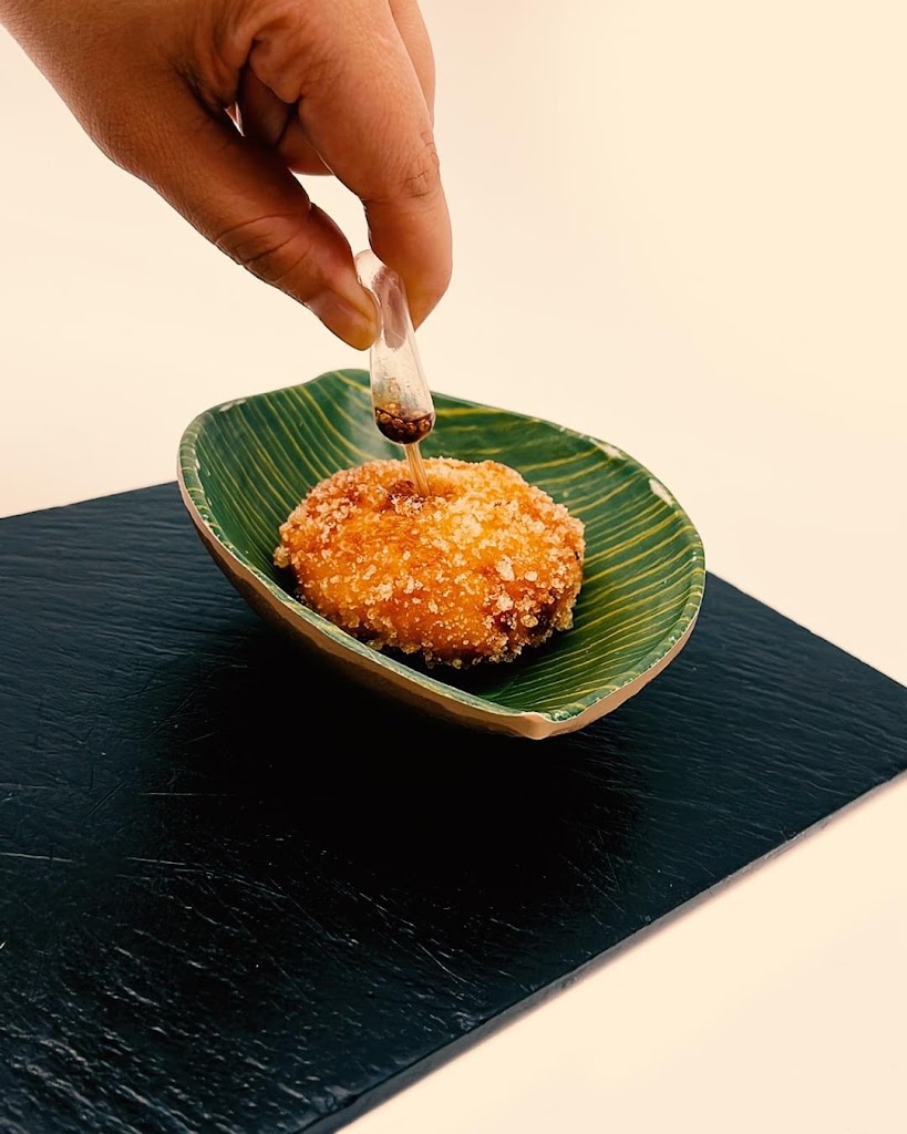 Restaurante Coconut Cafe & Tapas con Arte — Comida y bebida