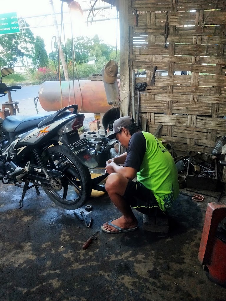 SEMANDO MOTOR Babat