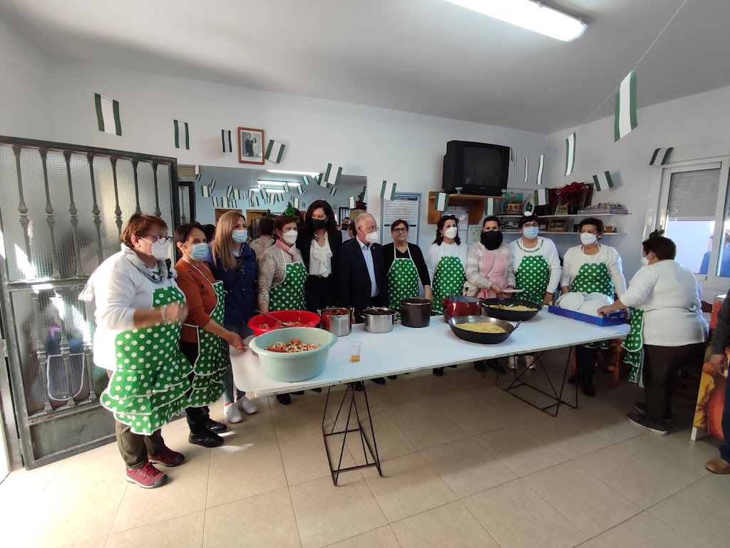 Cafeteria Bar EL CRUCE — Ambiente