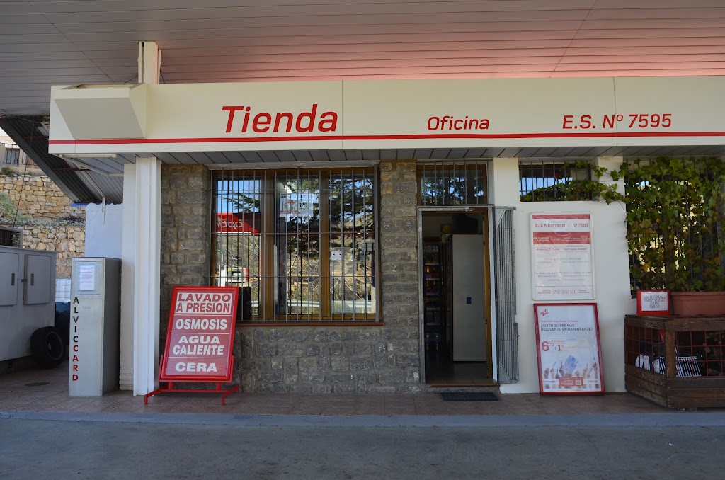 Estacion de servicio CEPSA ALPUENTE — Exterior