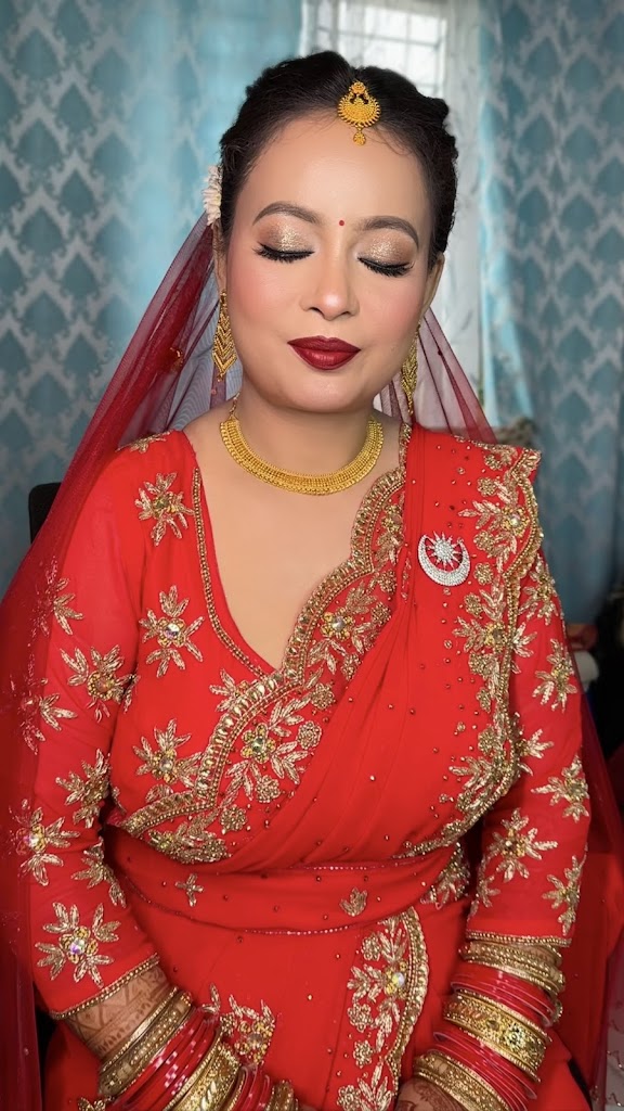 Ishaz Makeup Studio Academy