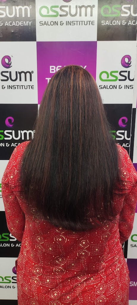 Ossum Unisex Salon Academy Kovur