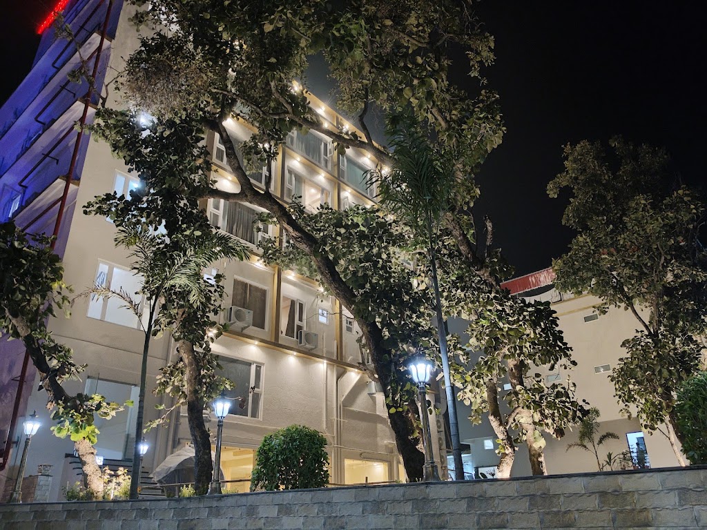 Saffron Valley Hotels And Resorts