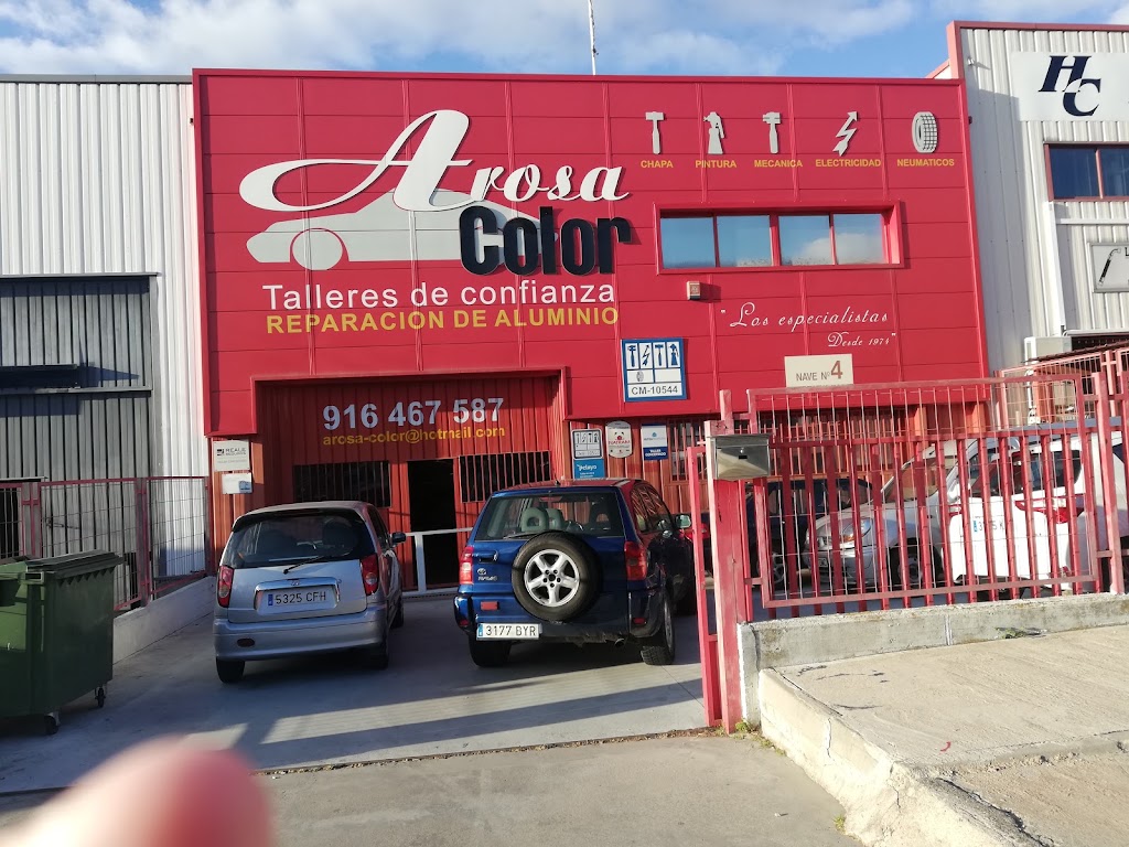 taller chapa pintura Arosa Color autoaluminio — Exterior