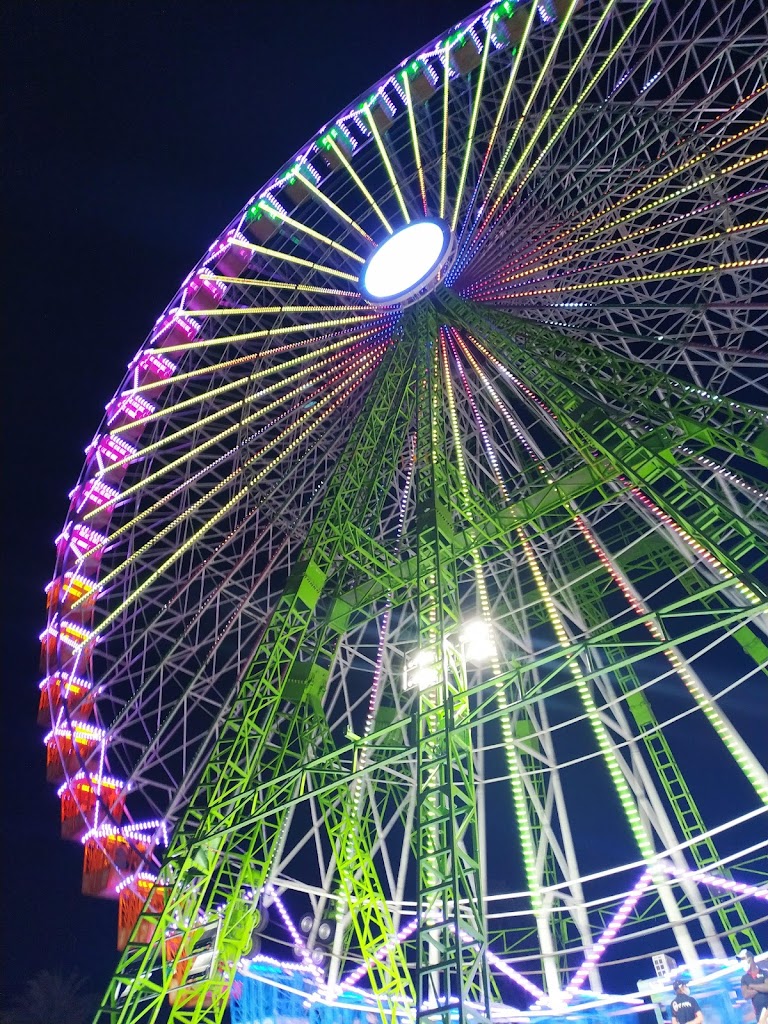 Parking Publico Autocaravanas y vehiculos Pasarela