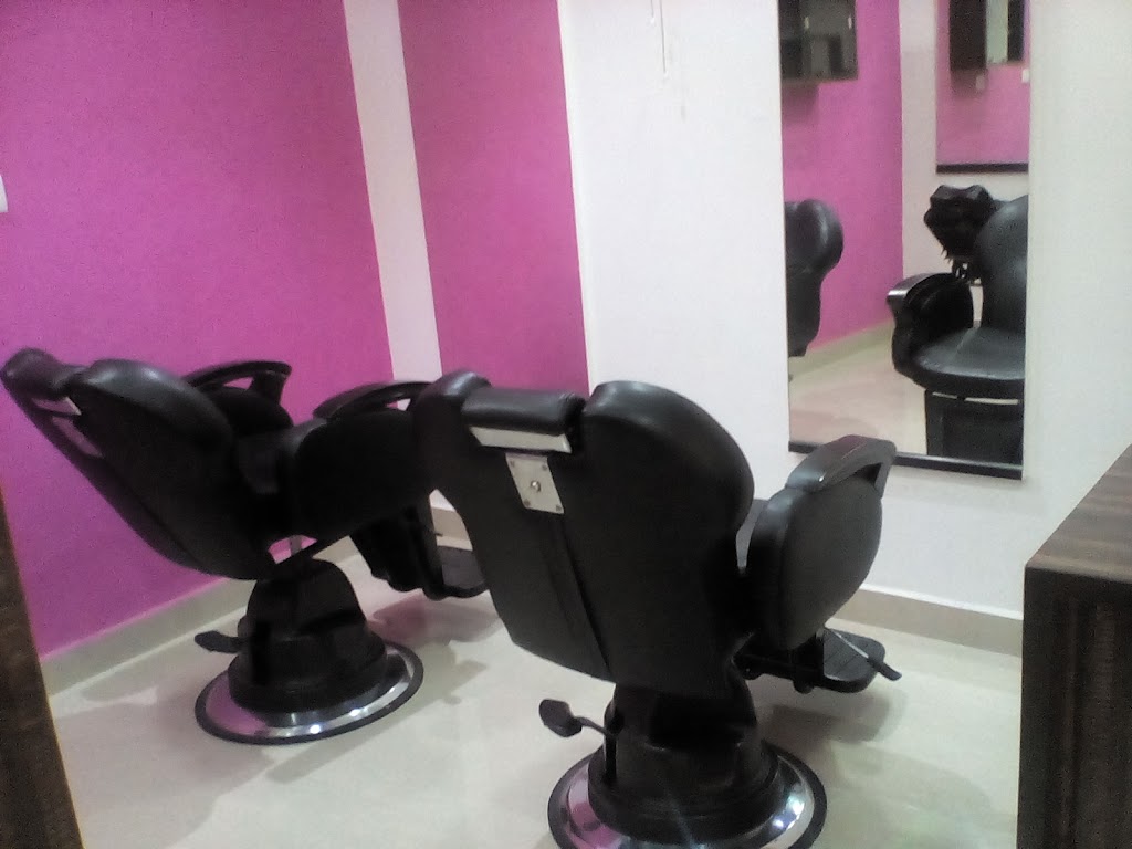 Anushka Beauty Parlour