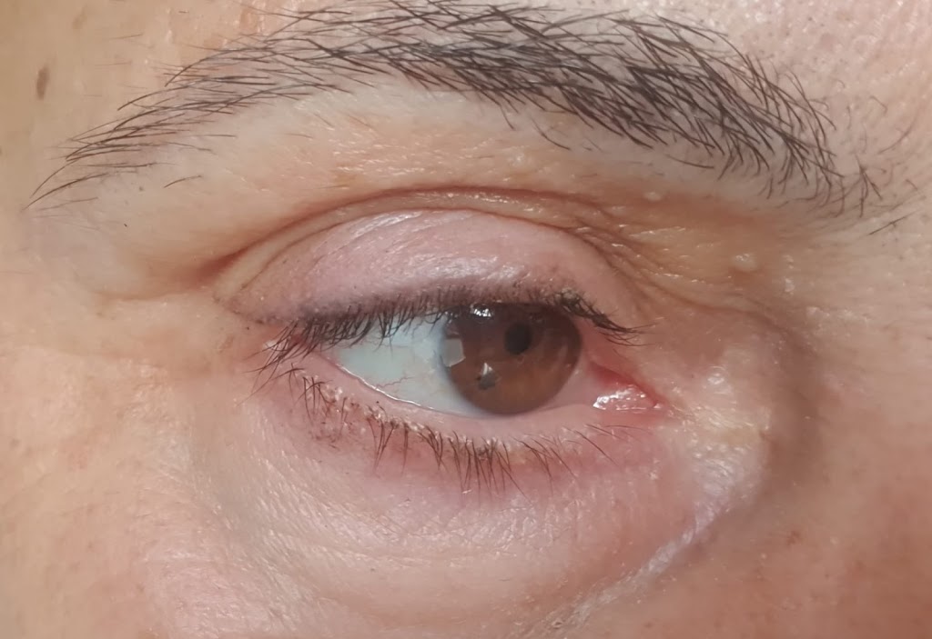 Salon de belleza "Mirall"