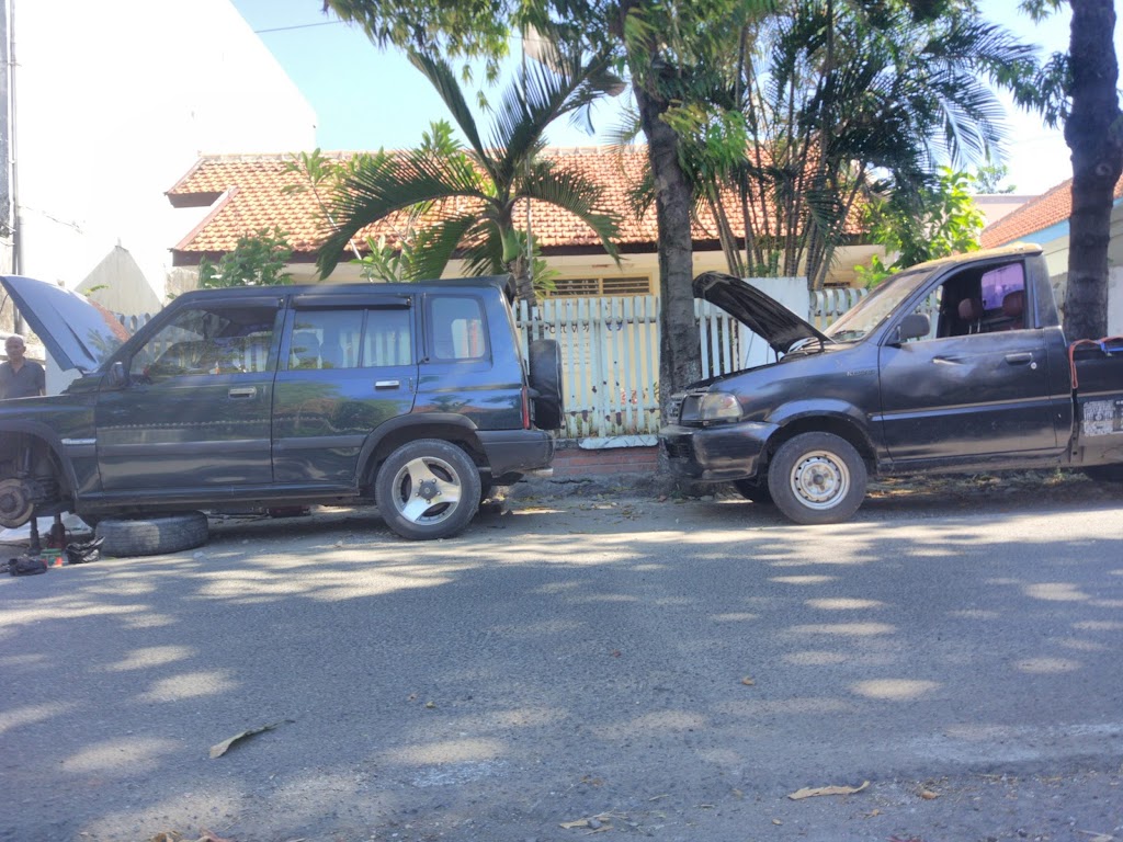 Bengkel mobil Riduwan
