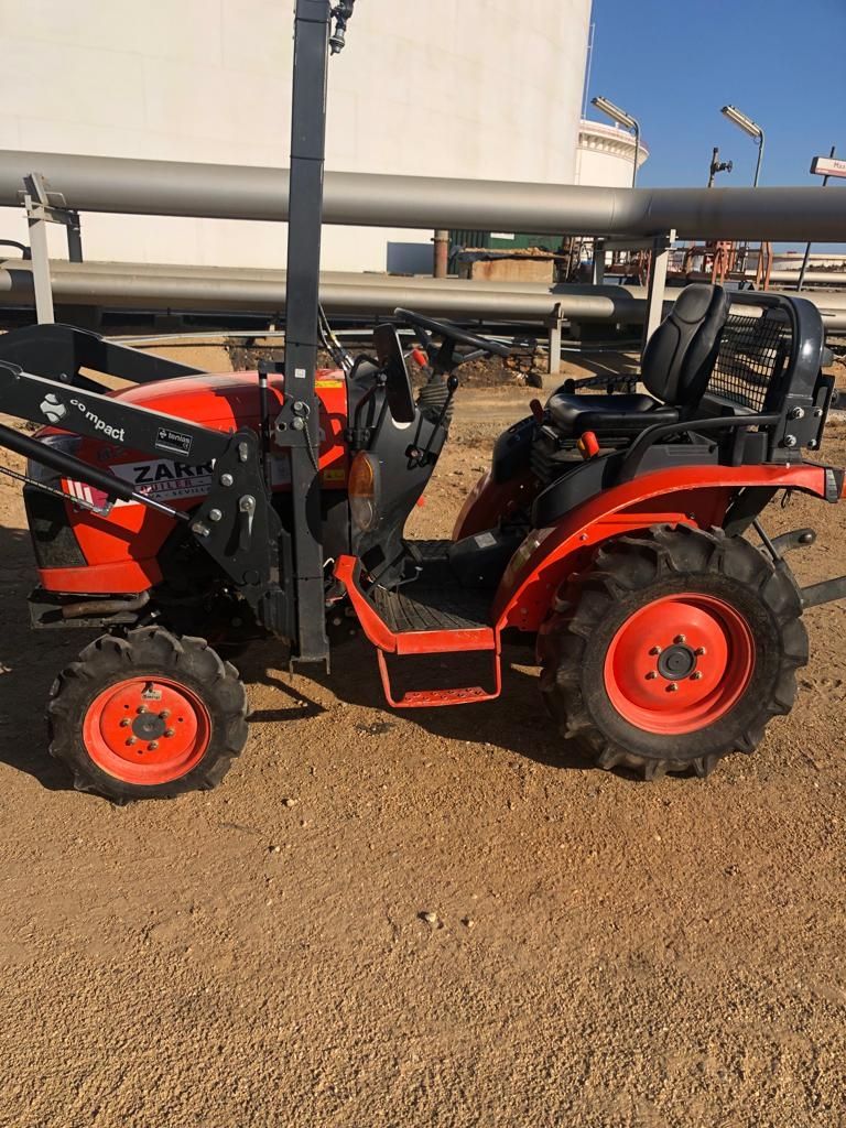 J. Zarrias - Alquiler de maquinaria y Furgonetas