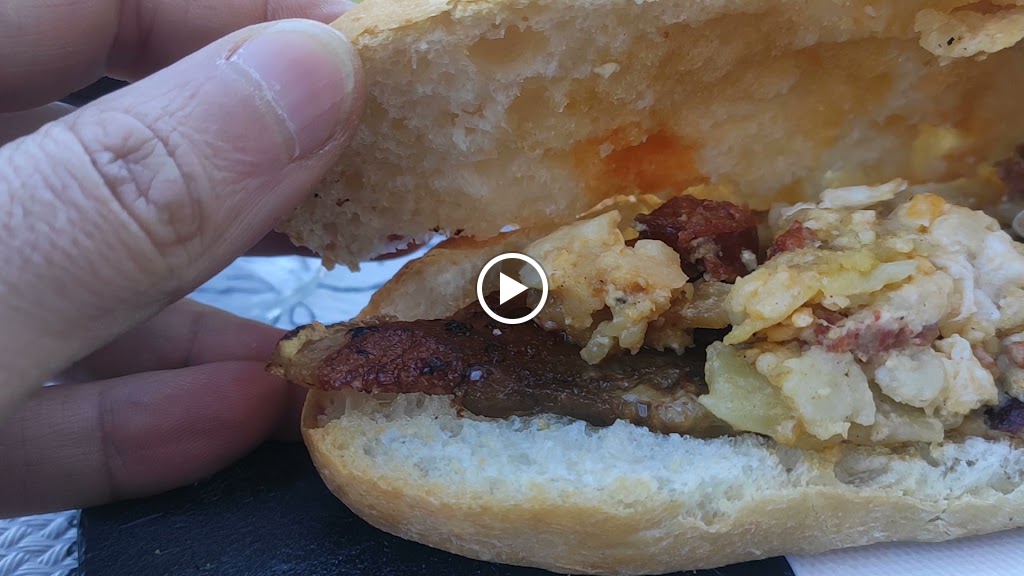 Bar Cafeteria El cruce de Pepe — Videos