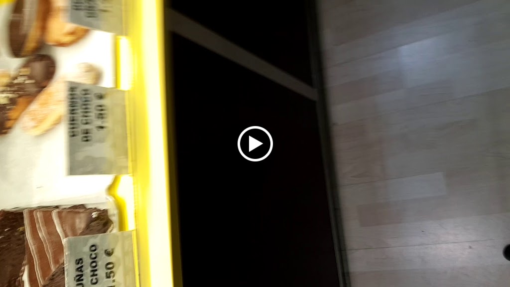 Cafeteria y panaderia El reston — Videos