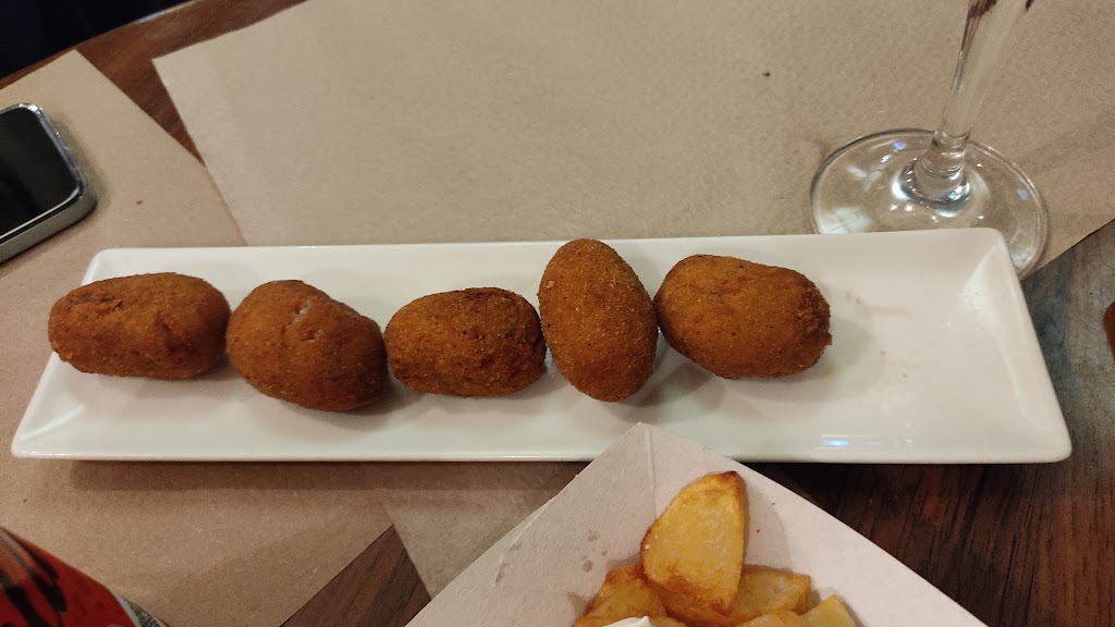 TRIBECA — Comida y bebida