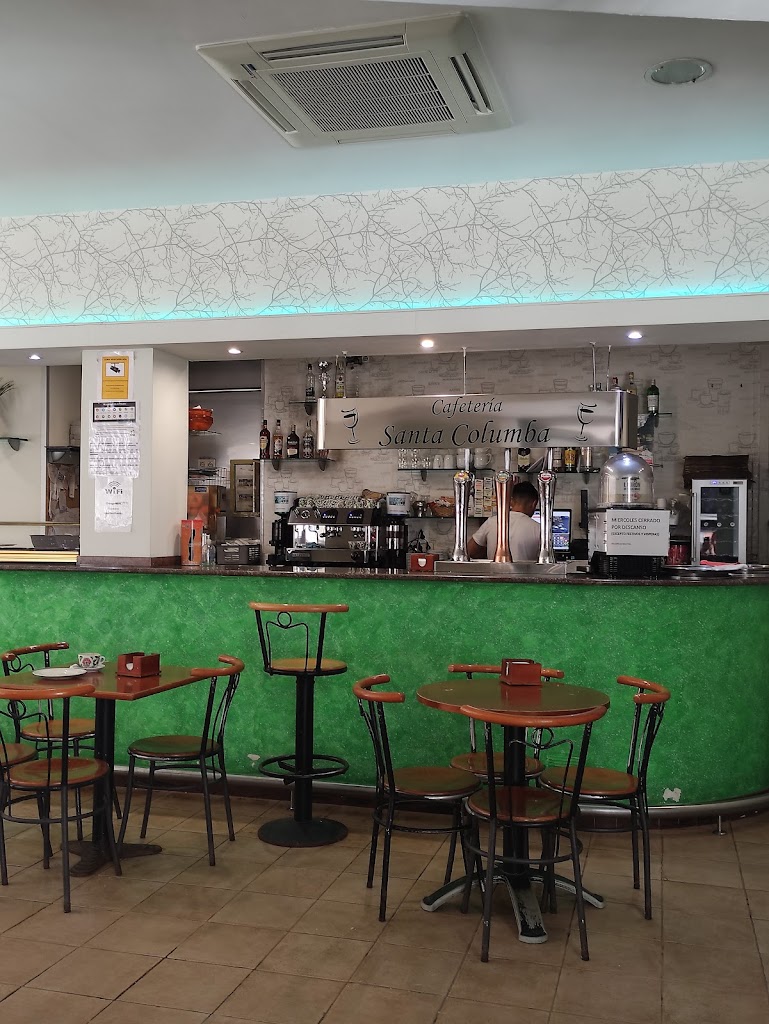 Santa Columba. Cafeteria.. — Ambiente