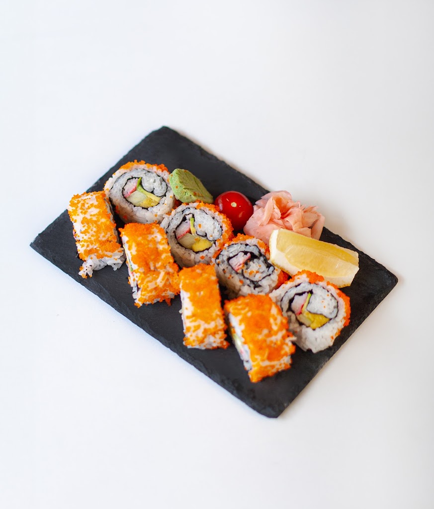 Wolfy&Whitey Buffet Espanol&Asiatico — Comida y bebida
